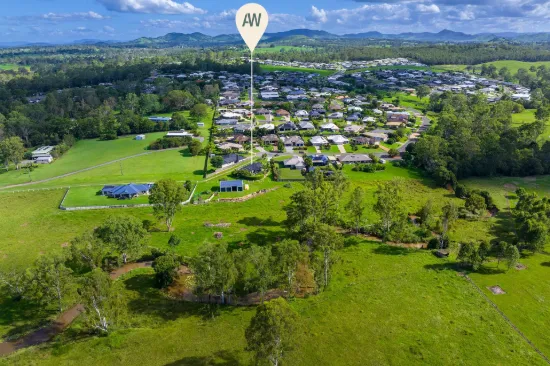 11 Chairmans Close, Jones Hill, Qld 4570