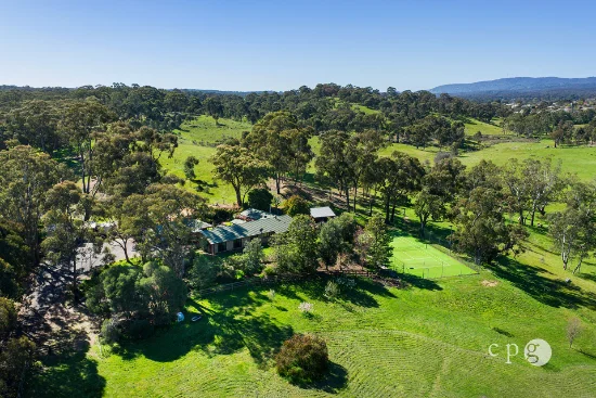 11 Chapmans Road, Castlemaine, Vic 3450