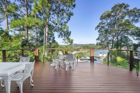 11 Chidlow Court, Elanora, Qld 4221