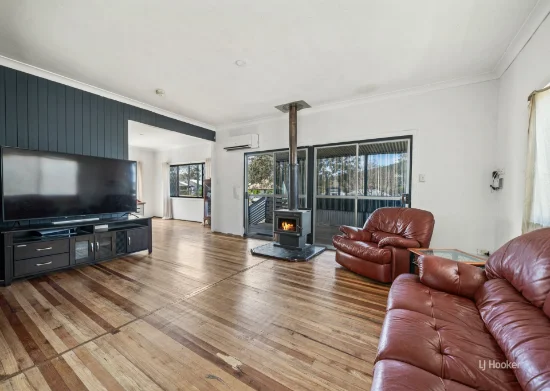 11 Church Street, Moore, Qld 4314