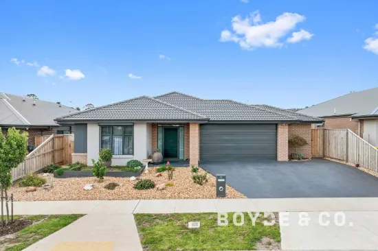 11 Cinnamon Street, Drouin, Vic 3818