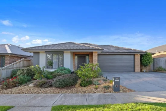 11  Cinnamon Street, Drouin, Vic 3818
