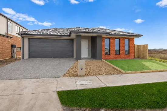 11 Citrus Street, Pakenham, Vic 3810