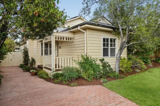 11 Clanbrae Avenue, Burwood, Vic 3125