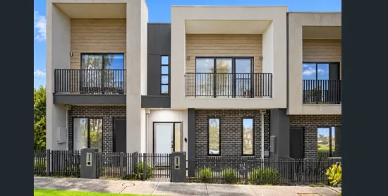 11 Clarence Walk, Mickleham, Vic 3064 - For Sale