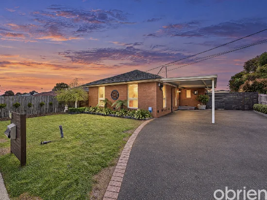 11 Clarendon Street, Cranbourne, Vic 3977