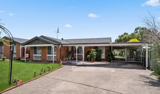 11 Colebee Crescent, Hassall Grove, NSW 2761