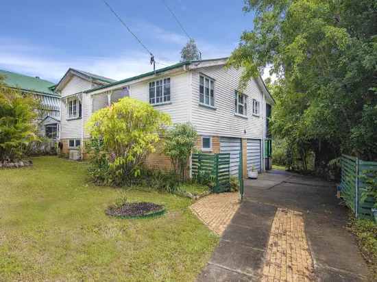 11 Consort Street, Corinda, Qld 4075