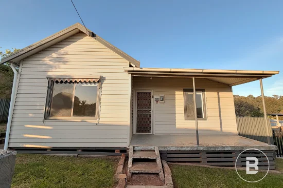 11 Conway Street, Stawell, Vic 3380 - For Rent