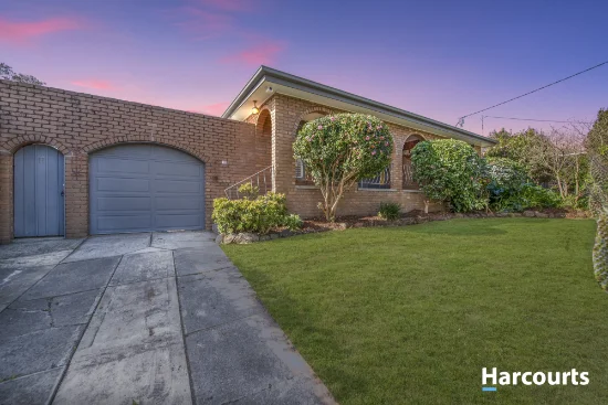 11 Coonawarra Drive, Vermont South, Vic 3133