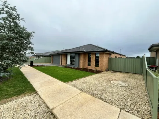 11 Cream Parade, Kilmore, Vic 3764