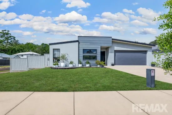11 Creekline Place, Mooloolah Valley, Qld 4553