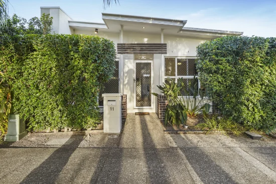 11 Daintree Park Way, Fitzgibbon, Qld 4018