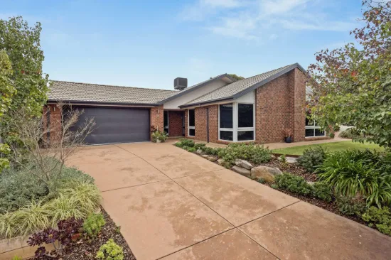 11 Donovan Street, Greenwith, SA 5125