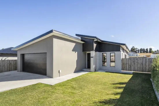 11 Downward Way, Sorell, Tas 7172