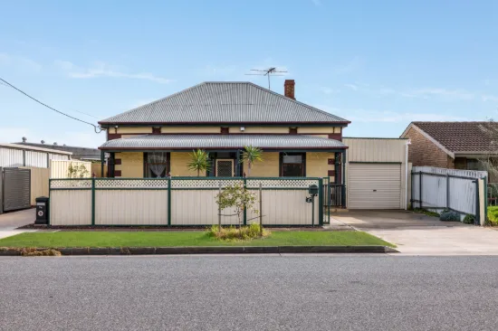 11 Edward Street, Ottoway, SA 5013