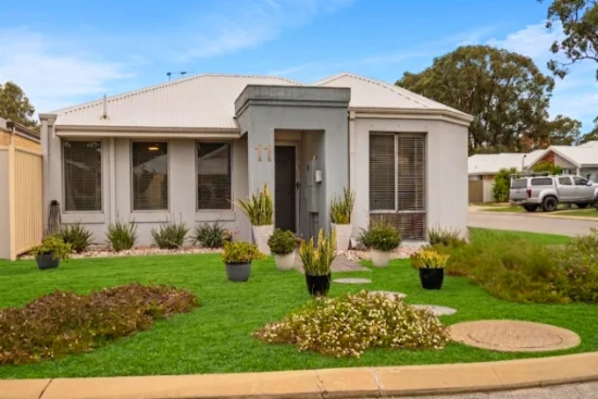 11 Encourage Loop, Dudley Park, WA 6210