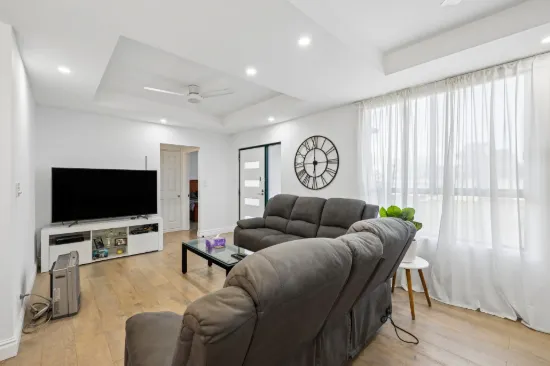 11 Ennis Place, Lalor Park, NSW 2147-Image