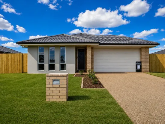 11 Fairfax Street, Cambooya, Qld 4358
