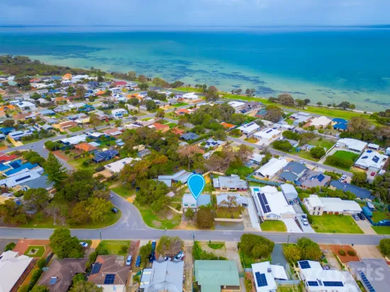 11 Flinders Street, Falcon, WA 6210