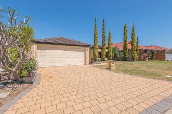 11 Flintlock Court, Cloverdale, WA 6105