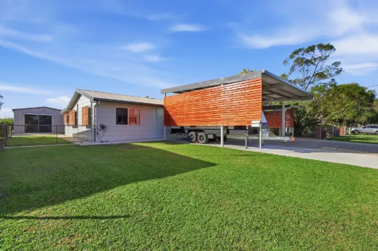 11 Ford Street, Walkerston, Qld 4751