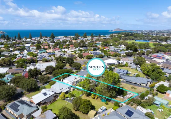 11 Forrest Street, Victor Harbor, SA 5211