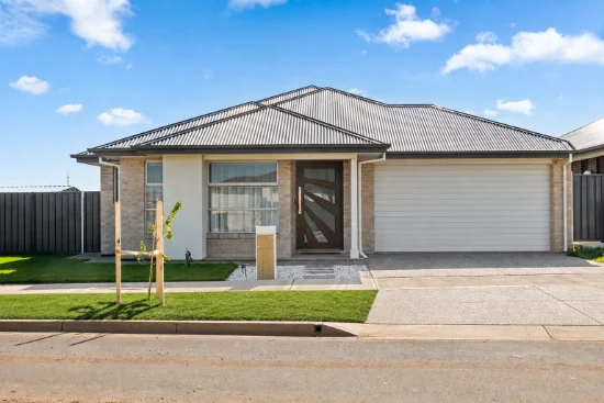 11 Francesca Boulevard, Munno Para West, SA 5115
