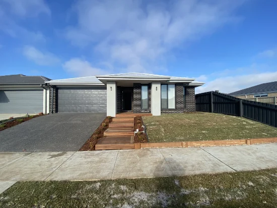 11 Gallant Road, St Leonards, Vic 3223