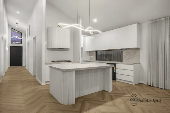 11 Gangur Way, Fraser Rise, Vic 3336-Image
