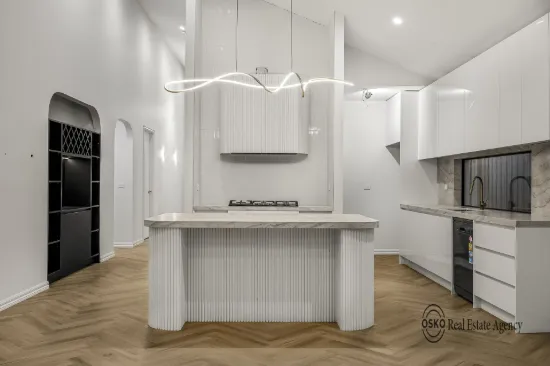 11 Gangur Way, Fraser Rise, Vic 3336-Image