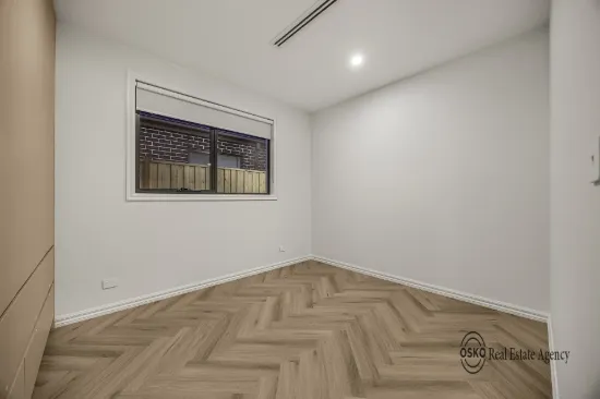 11 Gangur Way, Fraser Rise, Vic 3336-Image