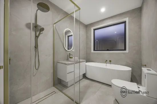 11 Gangur Way, Fraser Rise, Vic 3336-Image