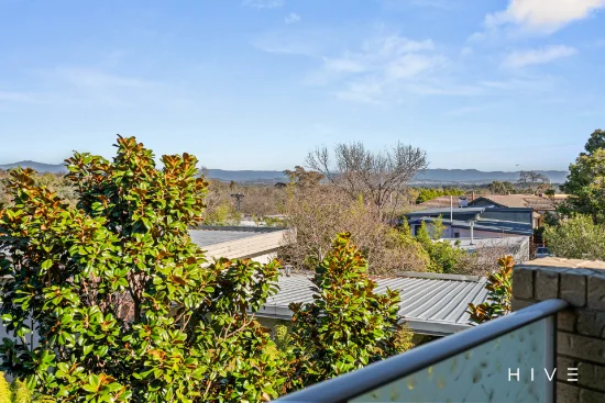 11 Gawler Crescent, Deakin, ACT 2600-Image