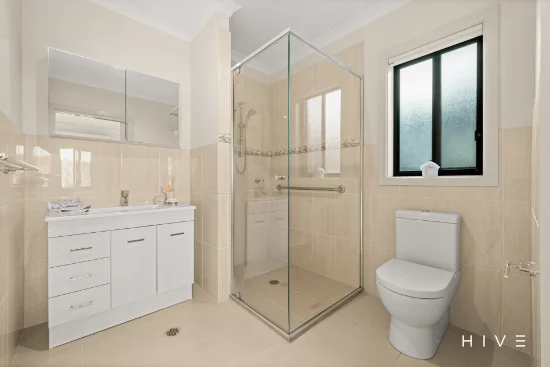 11 Gawler Crescent, Deakin, ACT 2600-Image