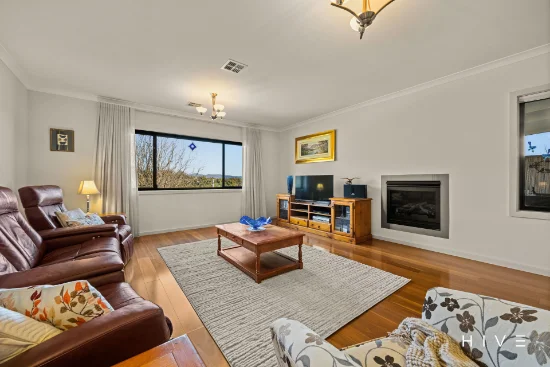 11 Gawler Crescent, Deakin, ACT 2600-Image