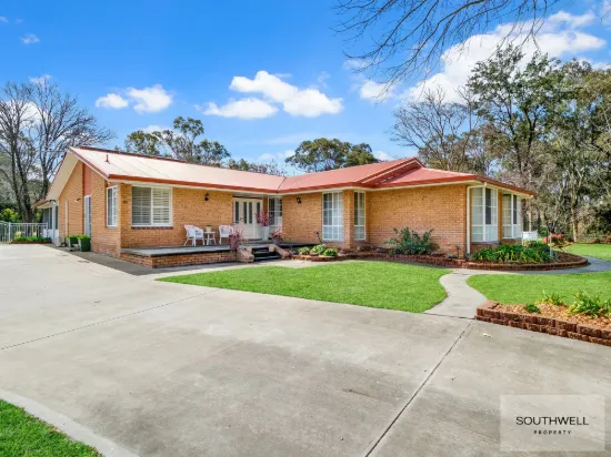 11 Gill Street, Kootingal, NSW 2352