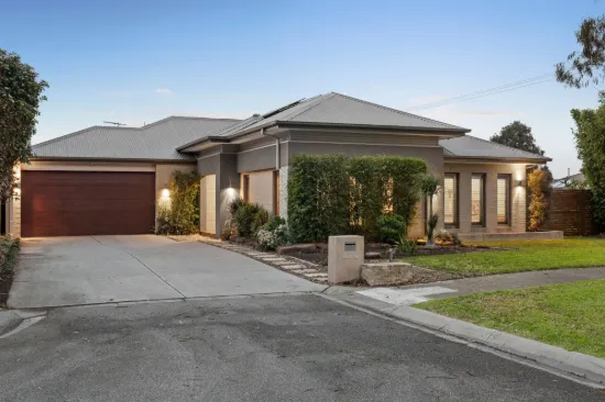 11 Glover Close, Pakenham, Vic 3810