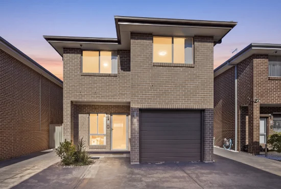 11 Gobi Glade, Plumpton, NSW 2761