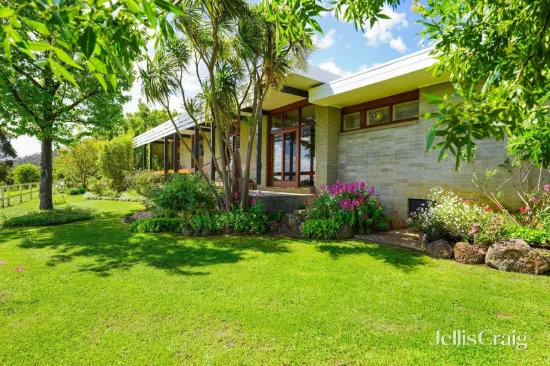 11 Golf Link Road, Maldon, Vic 3463
