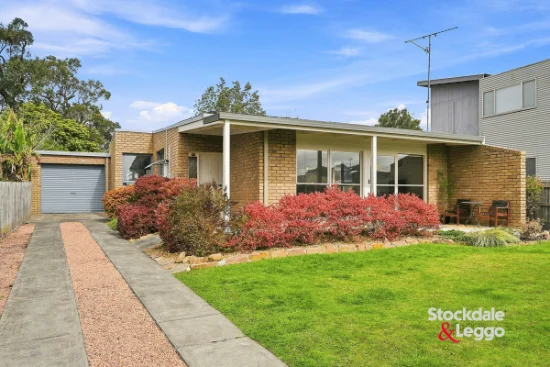 11 Golf Street, Inverloch, Vic 3996