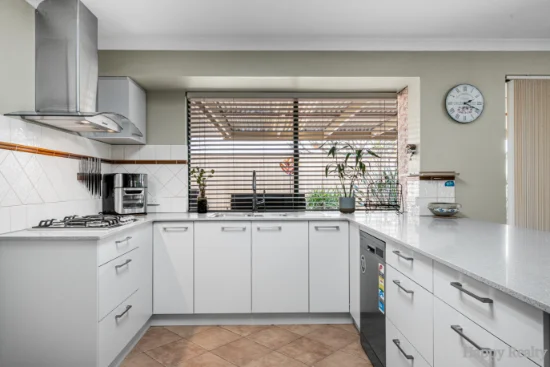 11 Grand Boulevard, Canning Vale, WA 6155-Image