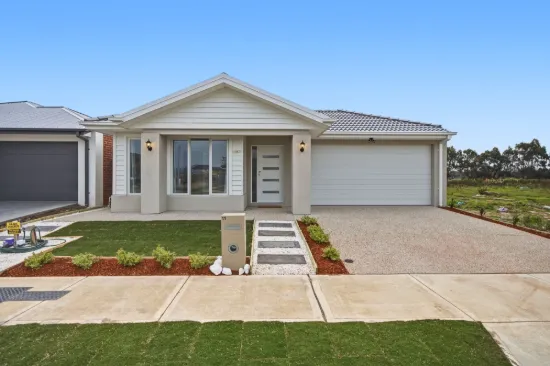 11 Grass Tree Road, Clyde North VIC 3978-Image