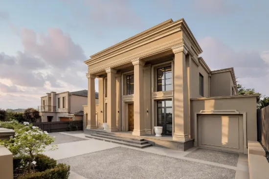 11 Grosvenor Parade, Balwyn, Vic 3103