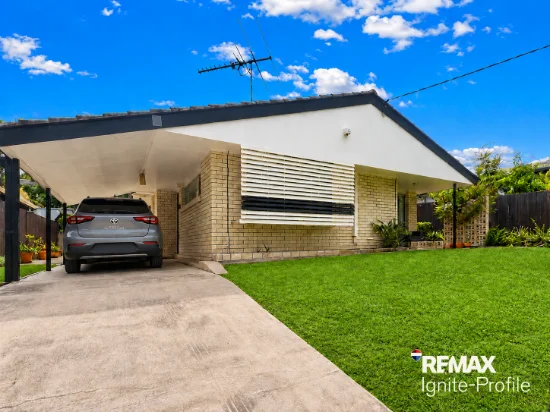 11 Guide St, Jamboree Heights, Qld 4074