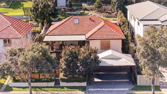 11 Harold Street, Stafford, Qld 4053