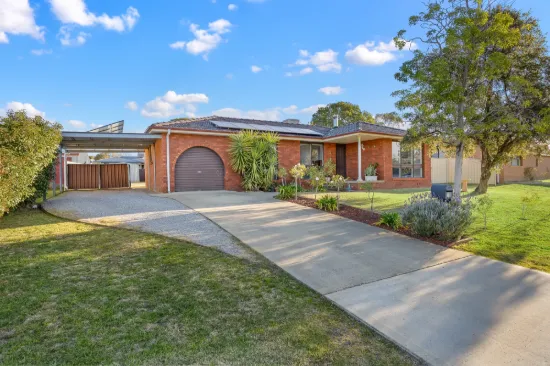 11 Harrier Parade, Tamworth, NSW 2340