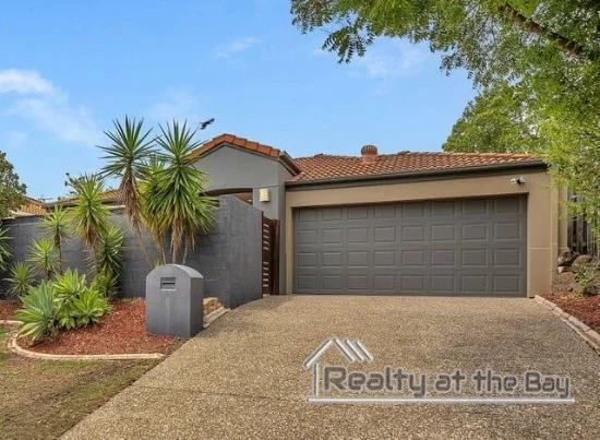 11 Harrow Place, Arundel, Qld 4214