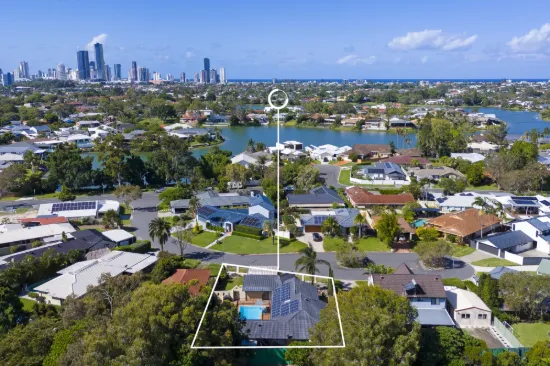 11 Henning Court, Mermaid Waters, Qld 4218