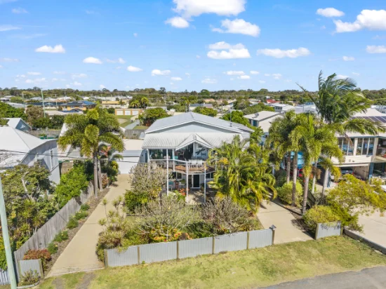 11 Hockley Lane, Urangan, Qld 4655